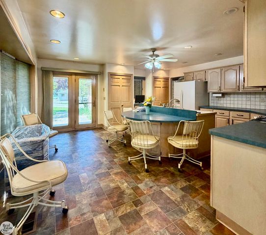 6901 River Road, Cottrellville Twp, MI 48039