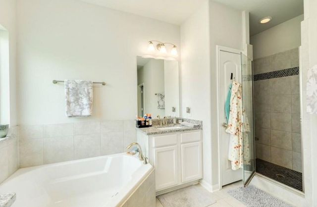 2337 Shalmar Drive, West Columbia, TX 77486