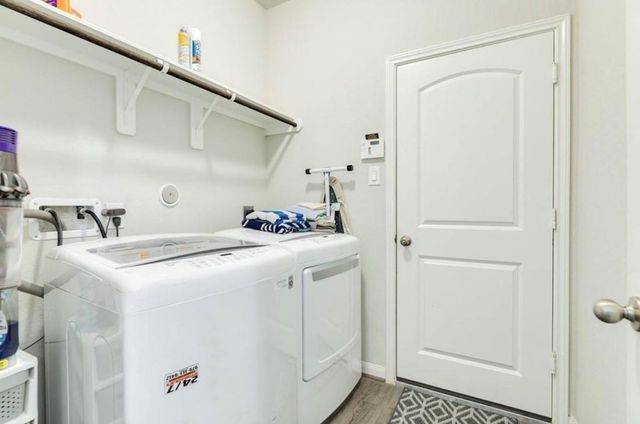 2337 Shalmar Drive, West Columbia, TX 77486