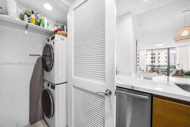 5875 Collins Ave 906, Miami Beach, FL 33140