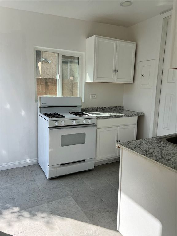 Image 5 of property listing at 14905 central Avenue, Baldwin Park, CA 91706