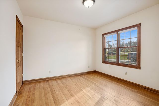 248 Skyline Drive, Valparaiso, IN 46385