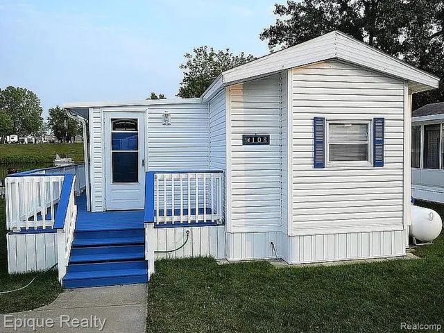 10915 E Goodall Road, Vernon Village, MI 48429