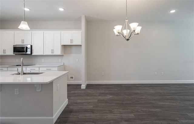 9806 TATE LANE, Tampa, FL 33626