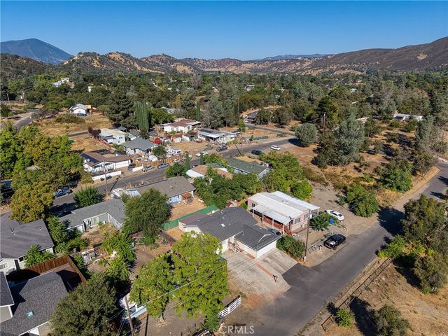 3593 Peony Street, Clearlake, CA 95422