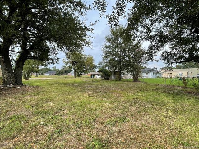 2244 E Prien Lake Road, Lake Charles, LA 70601