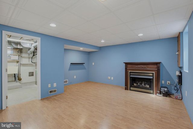 717 MAPLETON RD, Rockville, MD 20850