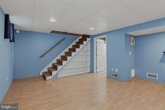 717 MAPLETON RD, Rockville, MD 20850