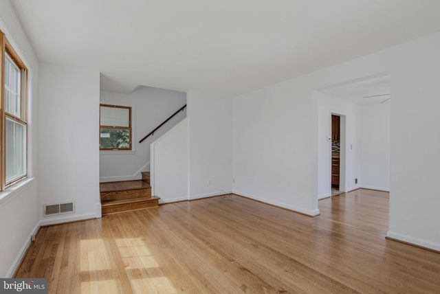 717 MAPLETON RD, Rockville, MD 20850