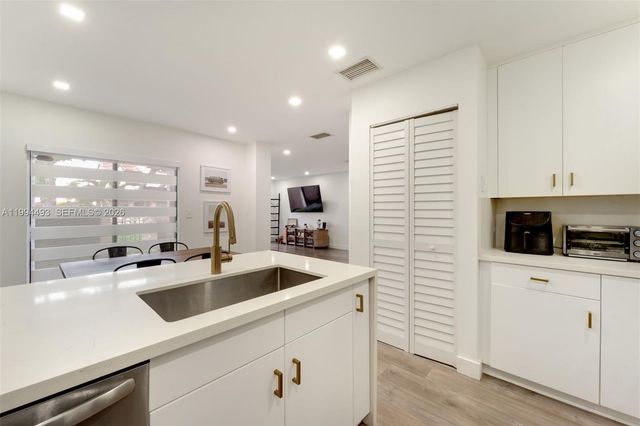 13235 SW 114th Ter, Miami, FL 33186