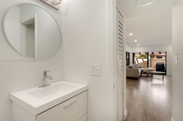 13235 SW 114th Ter, Miami, FL 33186