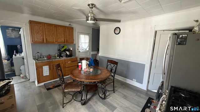 25 Avon Avenue, Waterbury, CT 06708