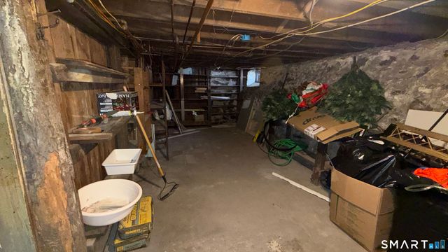 25 Avon Avenue, Waterbury, CT 06708