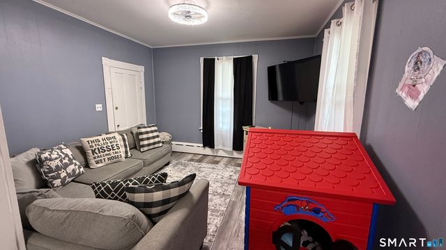 25 Avon Avenue, Waterbury, CT 06708