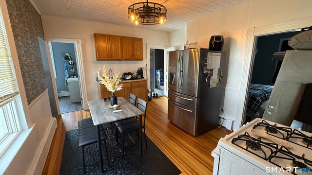 25 Avon Avenue, Waterbury, CT 06708