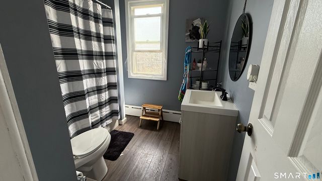 25 Avon Avenue, Waterbury, CT 06708