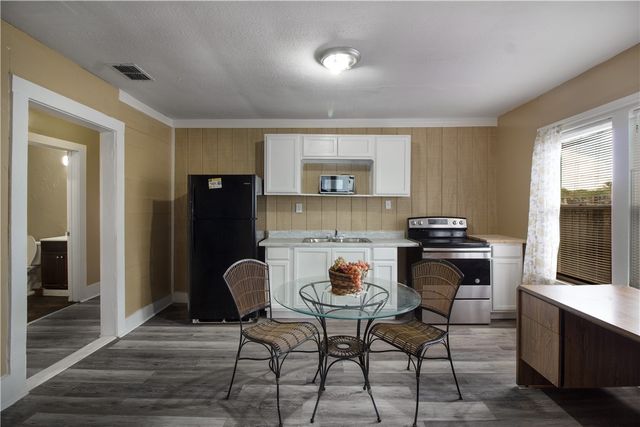 2781 Houston Ave, Ingleside, TX 78362