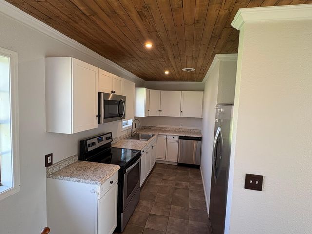 113 N Mill Street, Grove, OK 74344