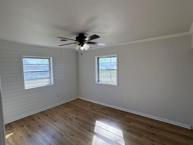 113 N Mill Street, Grove, OK 74344