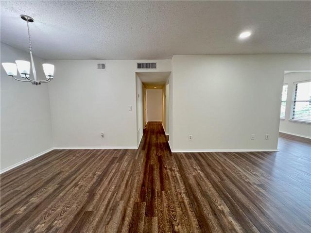 1606 Huntingdon Chase, Sandy Springs, GA 30350