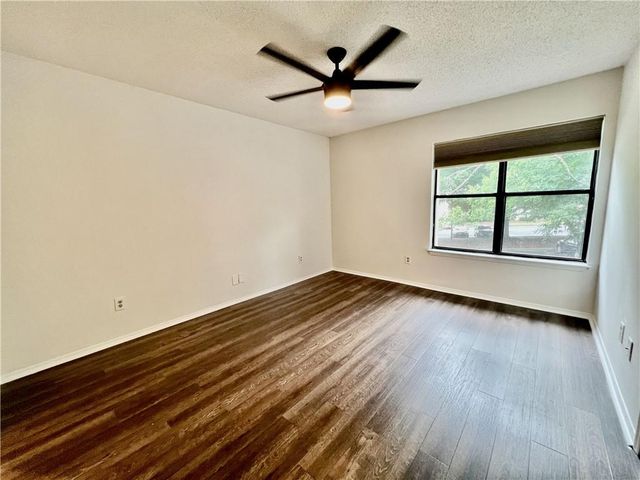 1606 Huntingdon Chase, Sandy Springs, GA 30350