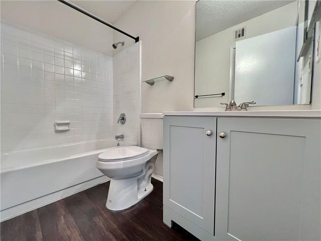 1606 Huntingdon Chase, Sandy Springs, GA 30350
