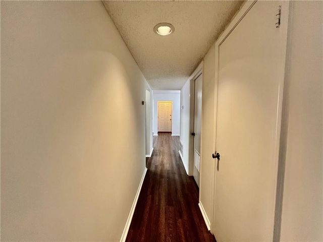 1606 Huntingdon Chase, Sandy Springs, GA 30350