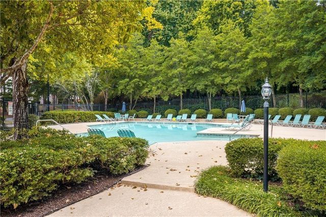 1606 Huntingdon Chase, Sandy Springs, GA 30350