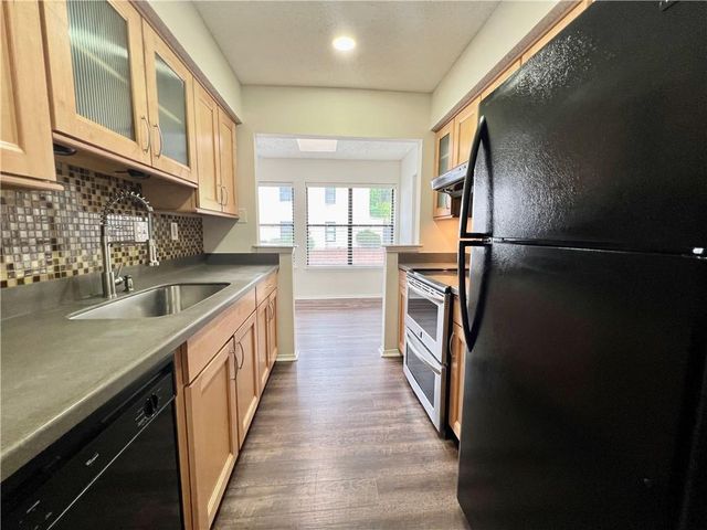 1606 Huntingdon Chase, Sandy Springs, GA 30350