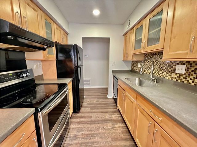 1606 Huntingdon Chase, Sandy Springs, GA 30350