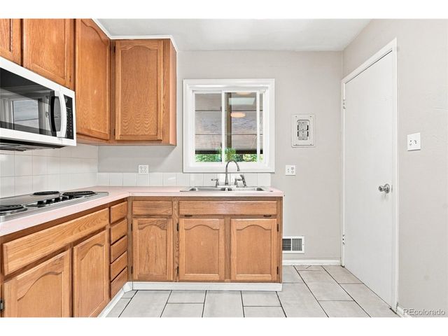 1476 E 111th Pl, Denver, CO 80233