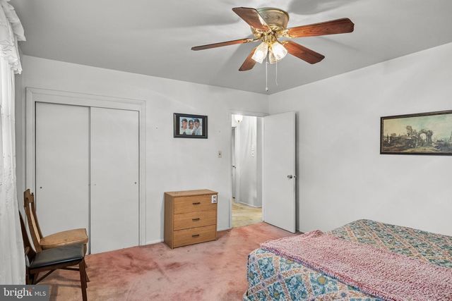 606 HAMILTON DR, Cinnaminson, NJ 08077
