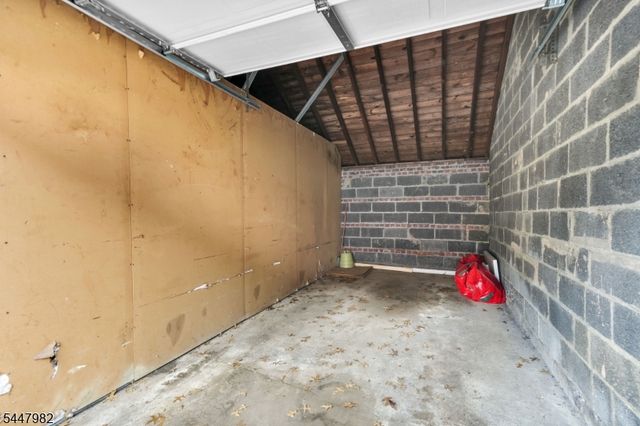 500 S Center St, City Of Orange Twp., NJ 07050