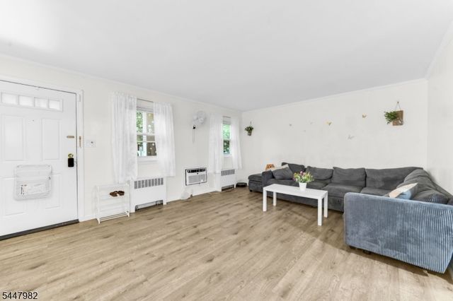 500 S Center St, City Of Orange Twp., NJ 07050