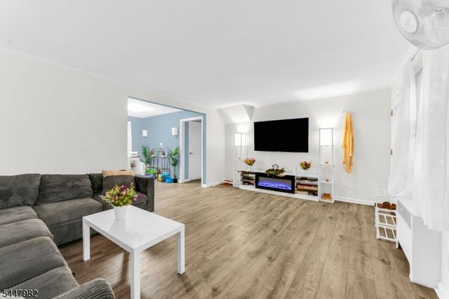 500 S Center St, City Of Orange Twp., NJ 07050