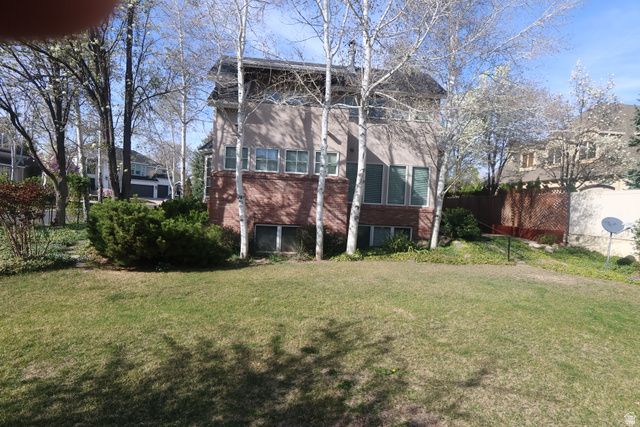 6183 S HAVEN MOOR CIR, Murray, UT 84121