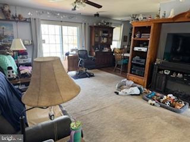 127 BUCHANNAN DR, Stephens City, VA 22655