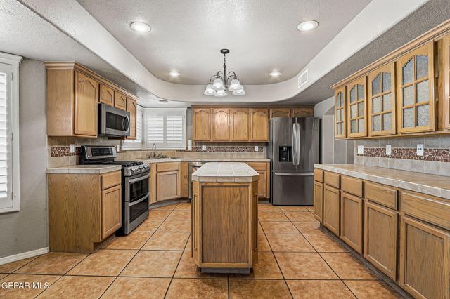 3720 TIERRA AURORA Drive, El Paso, TX 79938