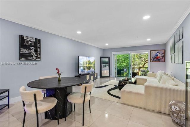 6001 N Falls Cir Dr 310, Lauderhill, FL 33319