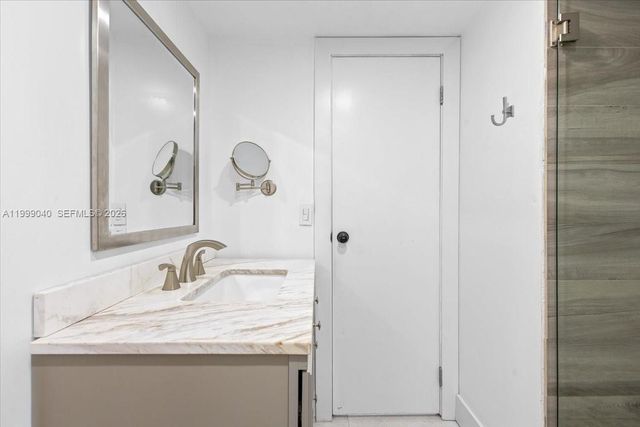 6001 N Falls Cir Dr 310, Lauderhill, FL 33319