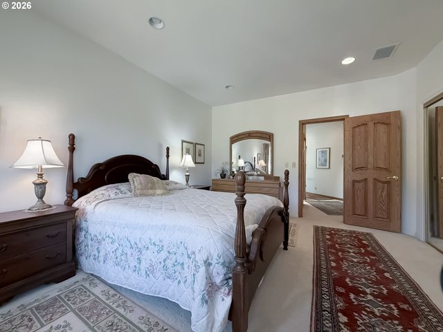 98696 FOX Dr, Brookings, OR 97415