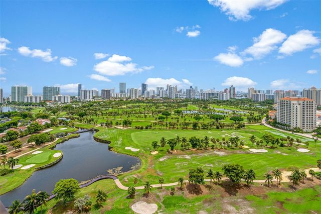 20379 W Country Club Drive PH38, Aventura, FL 33180