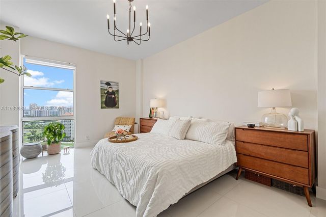 20379 W Country Club Drive PH38, Aventura, FL 33180