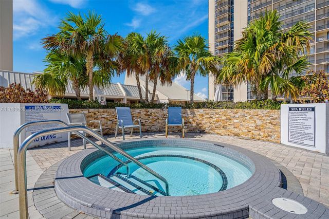 20379 W Country Club Drive PH38, Aventura, FL 33180