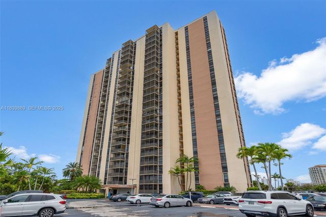 20379 W Country Club Drive PH38, Aventura, FL 33180