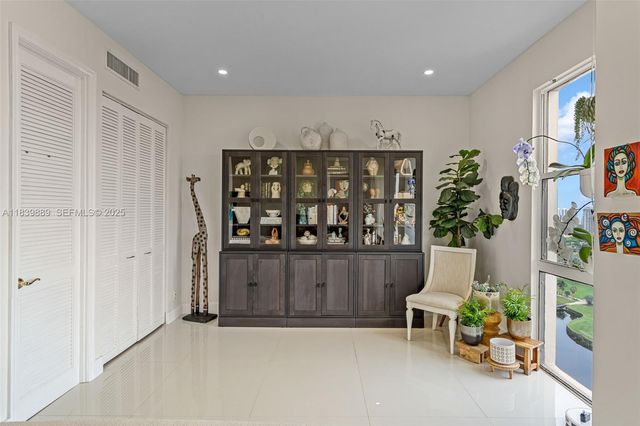20379 W Country Club Drive PH38, Aventura, FL 33180