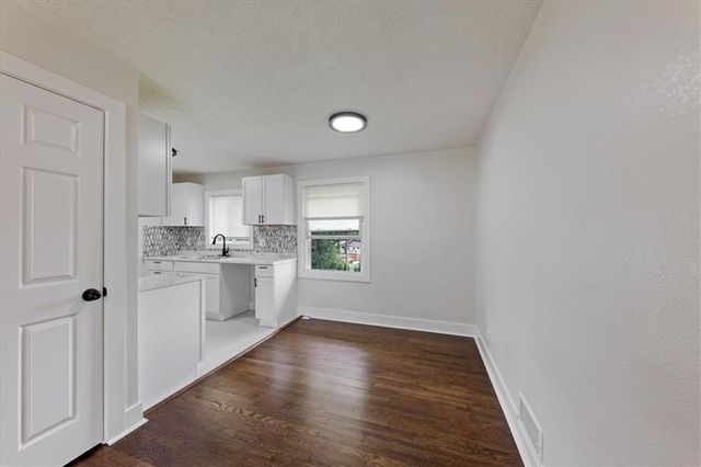 4015 Lawn Avenue, Kansas City, MO 64130