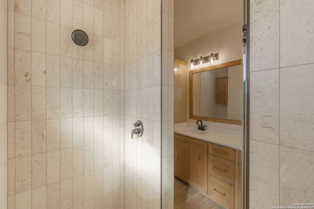 591 Eichman, Poteet, TX 78065