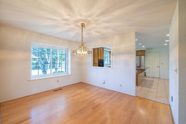 2738 Stony Creek Cir, Acampo, CA 95220