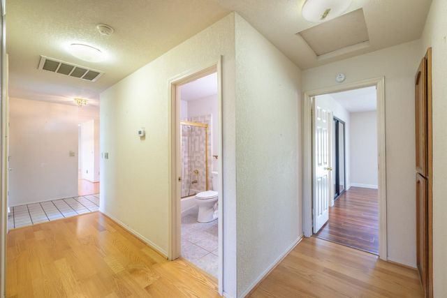 2738 Stony Creek Cir, Acampo, CA 95220